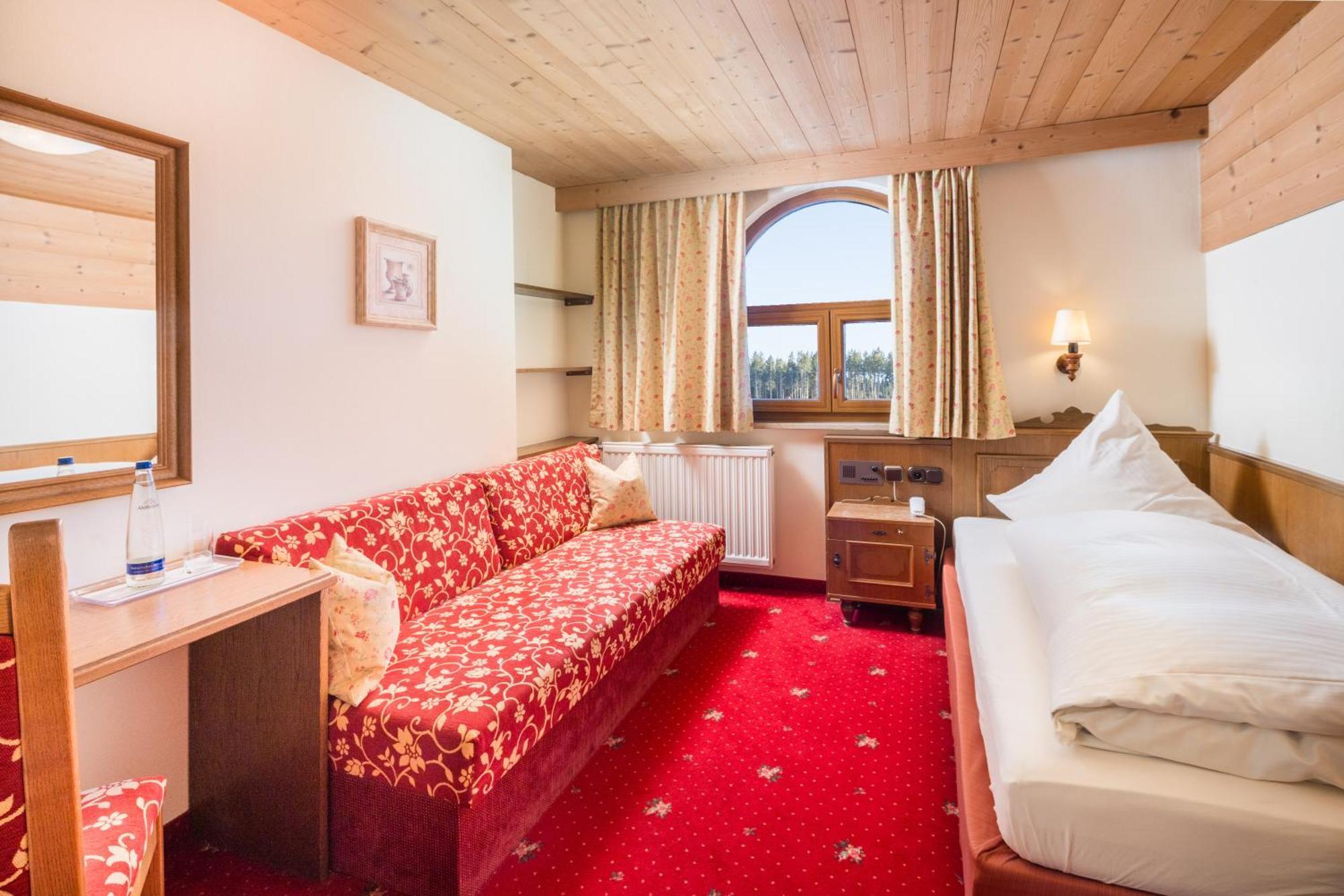 Hotel-Gasthof Huber Ebersberg Bilik gambar